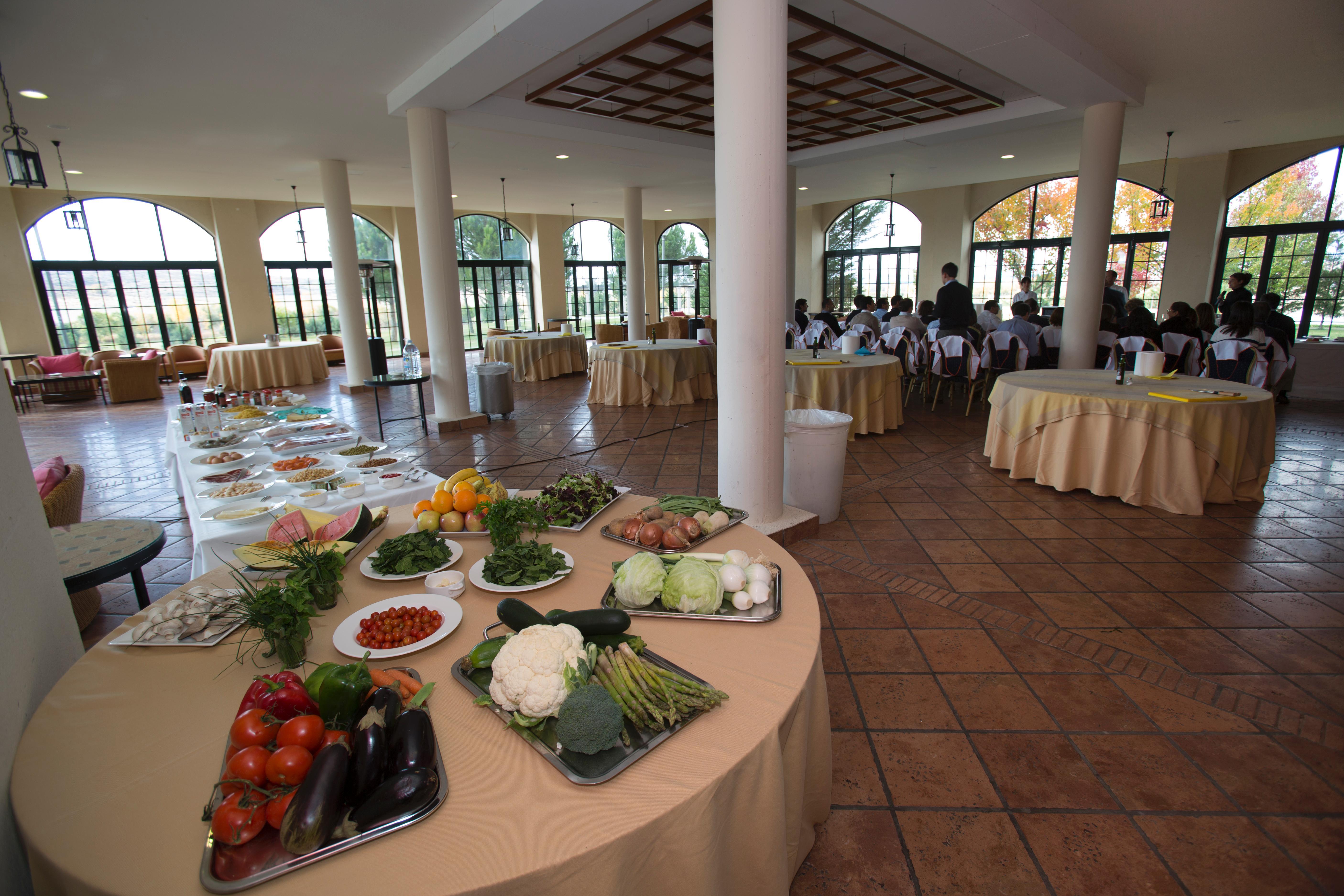 ฟอนเตครูซเอวิลาโฮเต็ล Hotel อาบีลา ภายนอก รูปภาพ